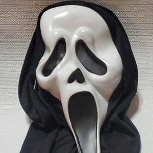 Scream Ghost Face Mask Genuine Fun World Easter Unlimited June 2021 GENUINE K1.1